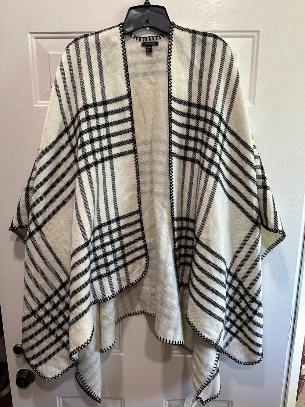 Ann Taylor Cream and Black Plaid Open-Front Poncho